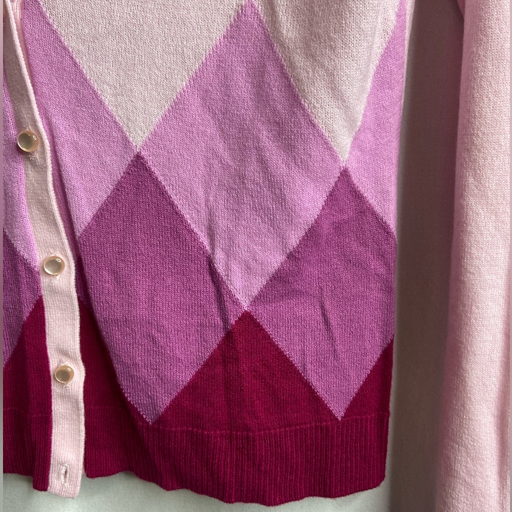 NEW YORK & COMPANY ARGYLE CARDIGAN SWEATER - Picture 4 of 6